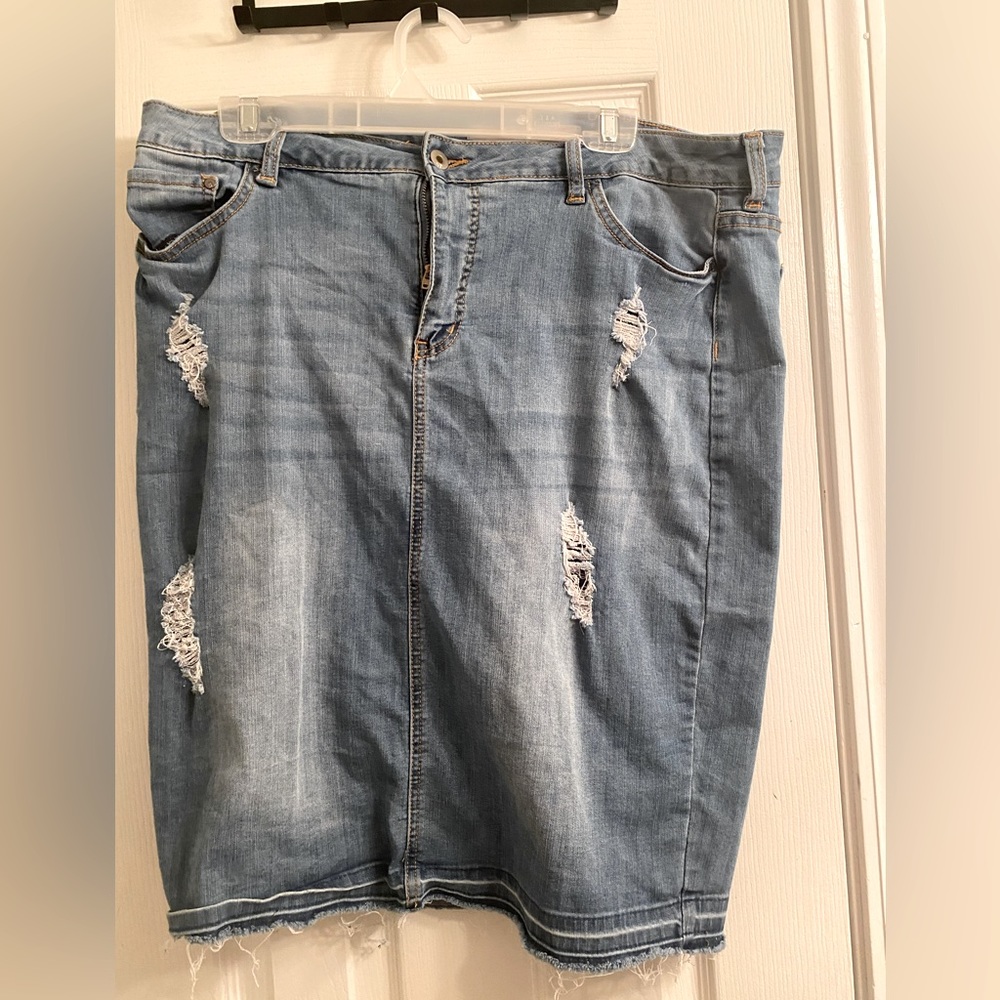 Denim skirt